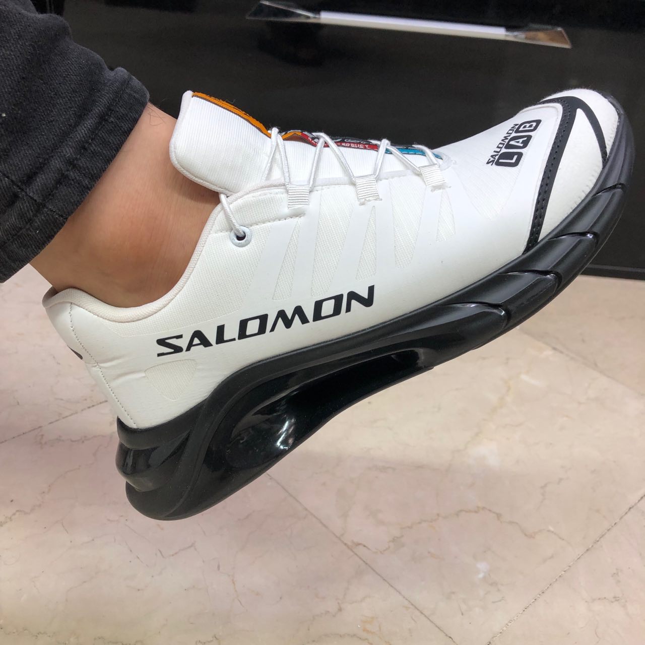 کفش ورزشی سالامون ایکس مدل 3898