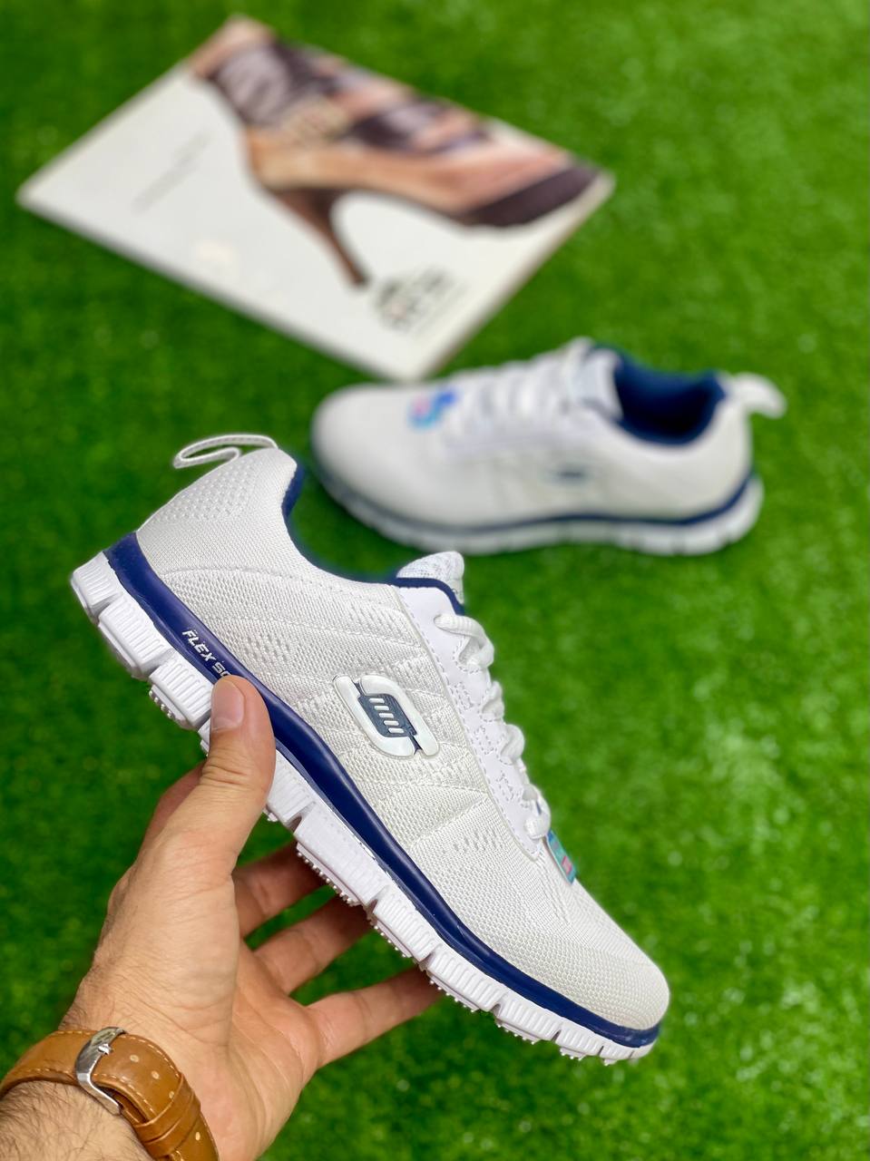 کفش ورزشی زنانه اسکیچرز  آفباکس کد 350