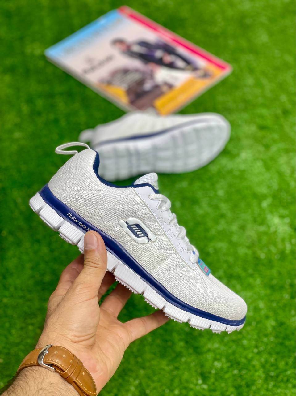 کفش ورزشی زنانه اسکیچرز  آفباکس کد 350