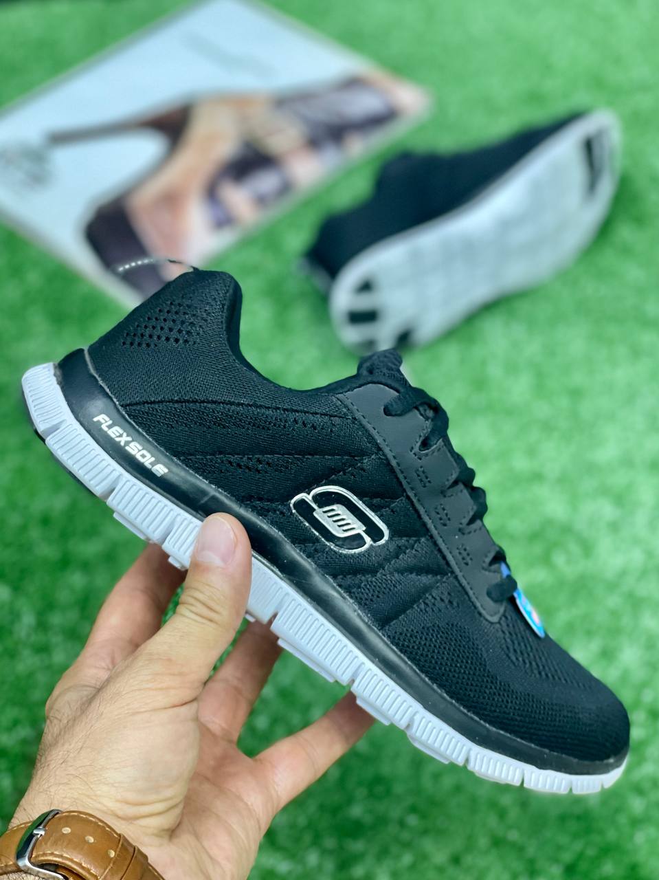 کفش ورزشی زنانه اسکیچرز  آفباکس کد 350