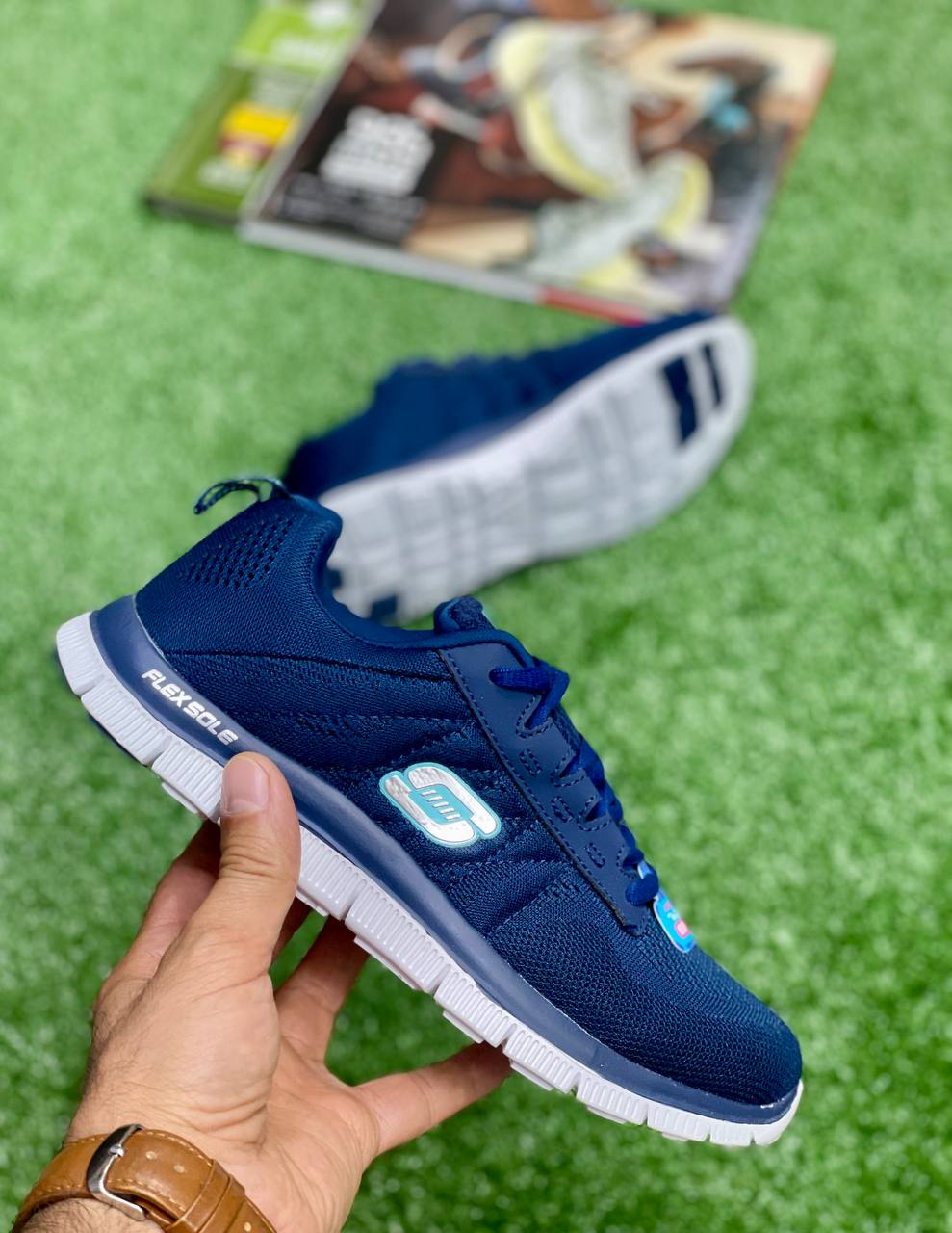 کفش ورزشی زنانه اسکیچرز  آفباکس کد 350