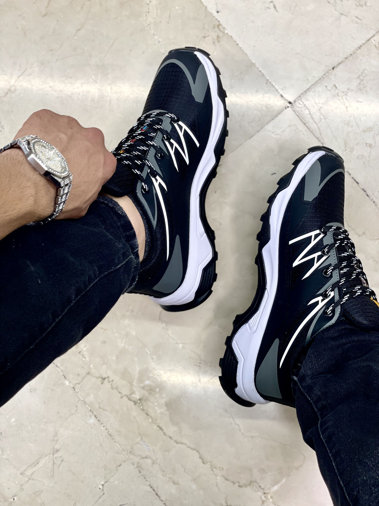 کفش ورزشی سالامون مدل 3028