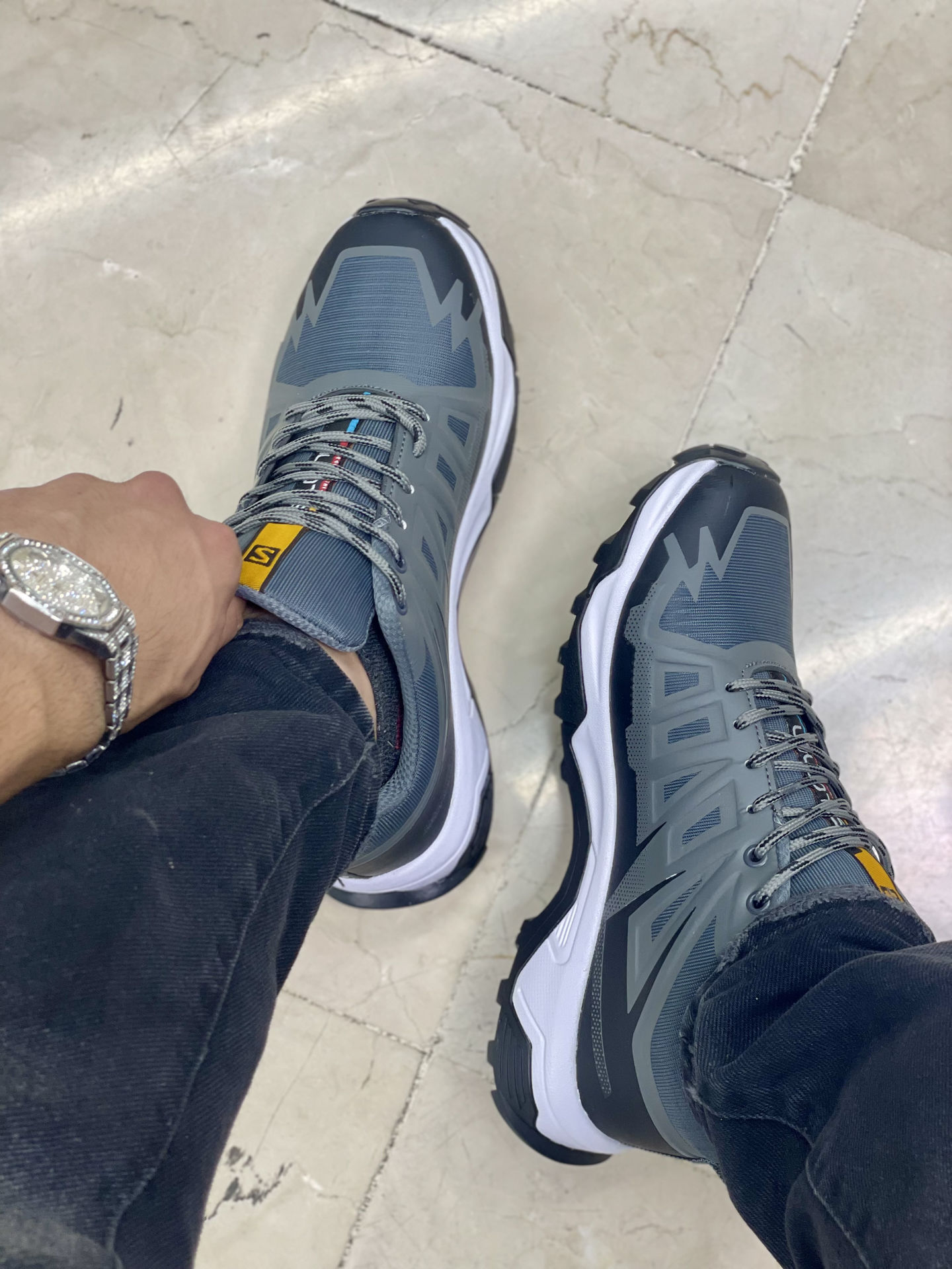 کفش ورزشی سالامون مدل 3028