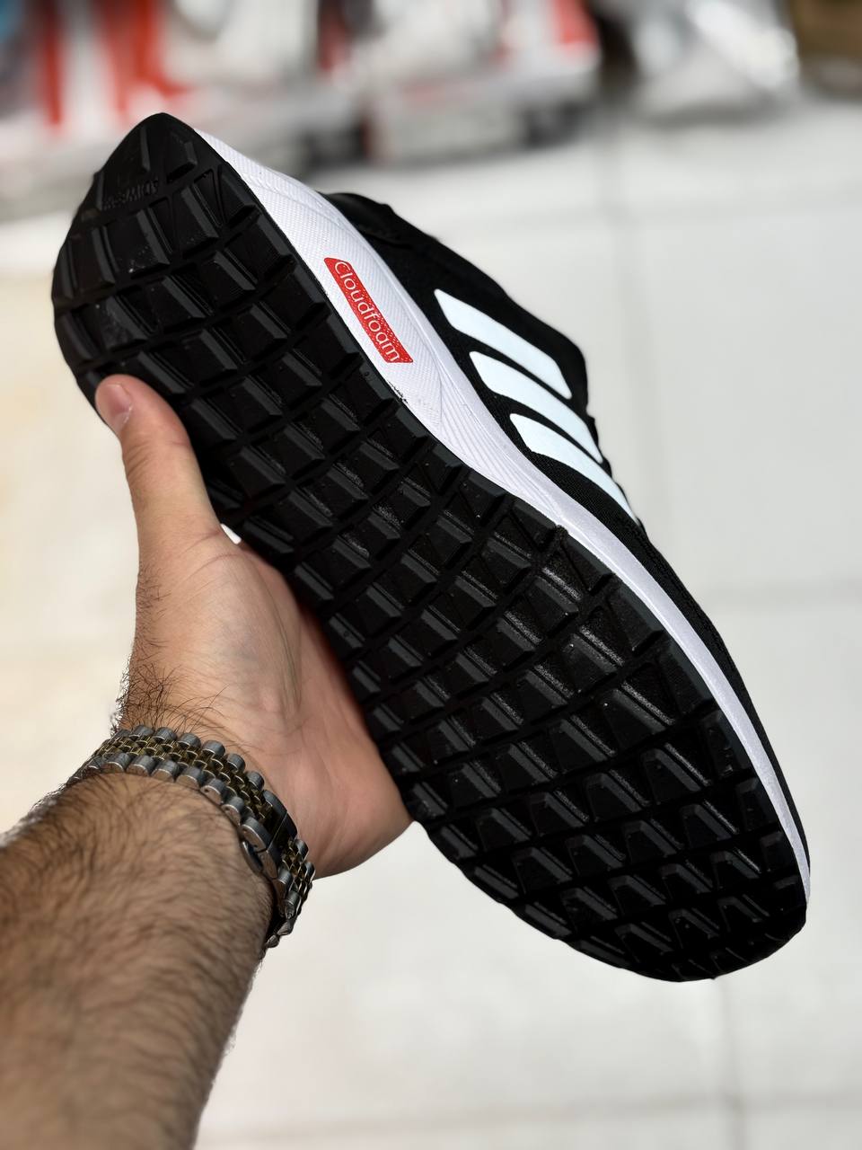 کفش ورزشی آدیداس بزرگ سایز مدل 95