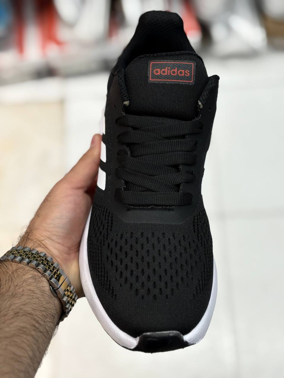 کفش ورزشی آدیداس بزرگ سایز مدل 95