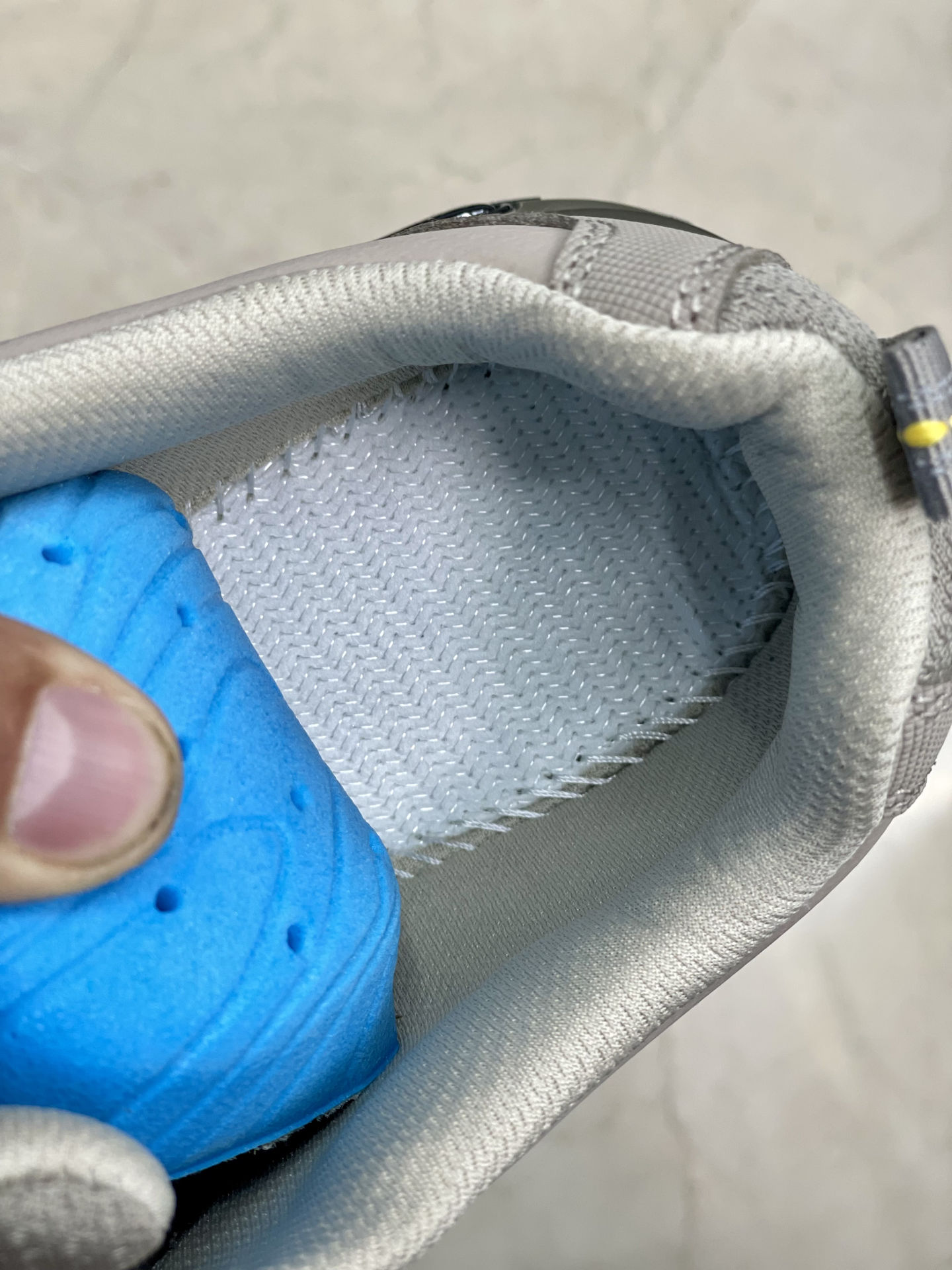 کفش ورزشی اسکیچرز گودیر مدل 2303