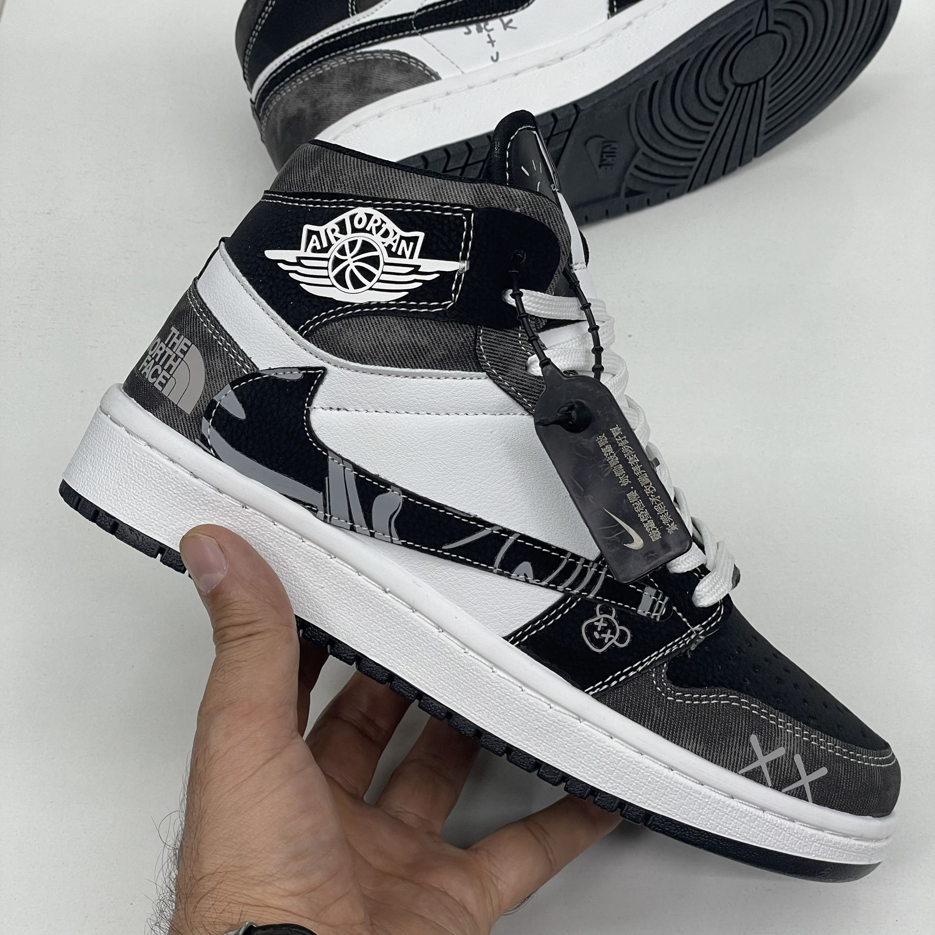 مشکی طوسی سفید