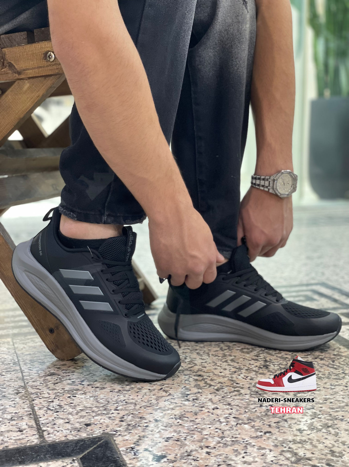 کفش ورزشی آدیداس voeuy مدل 9672