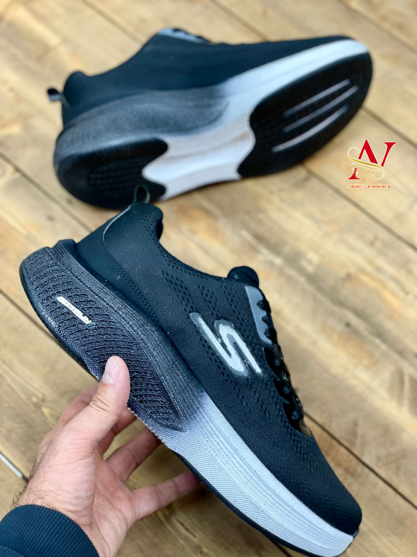 کفش ورزشی اسکیچرز بزرگپا مدل 556