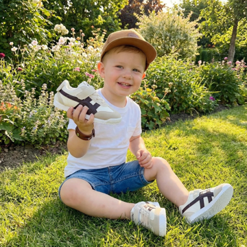 کفش ورزشی بچه گانه مدل 9860