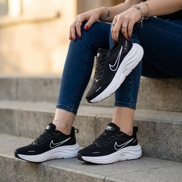 کتونی ورزشی نایک ریکت