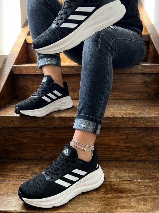 کفش ورزشی آدیداس وارداتی