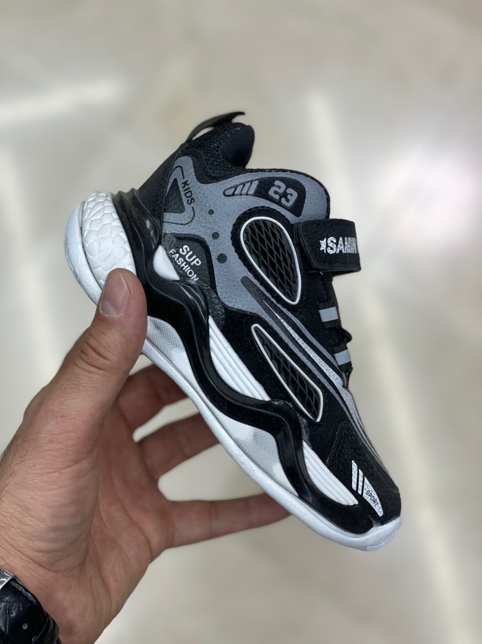 کفش کتونی بچه گانه KIDS