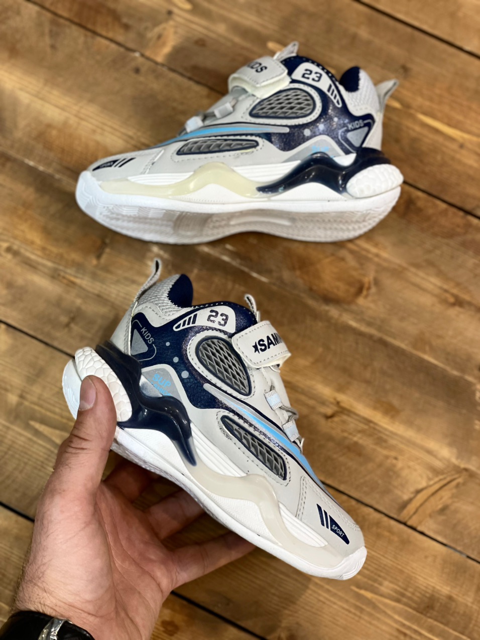 کفش کتونی بچه گانه KIDS