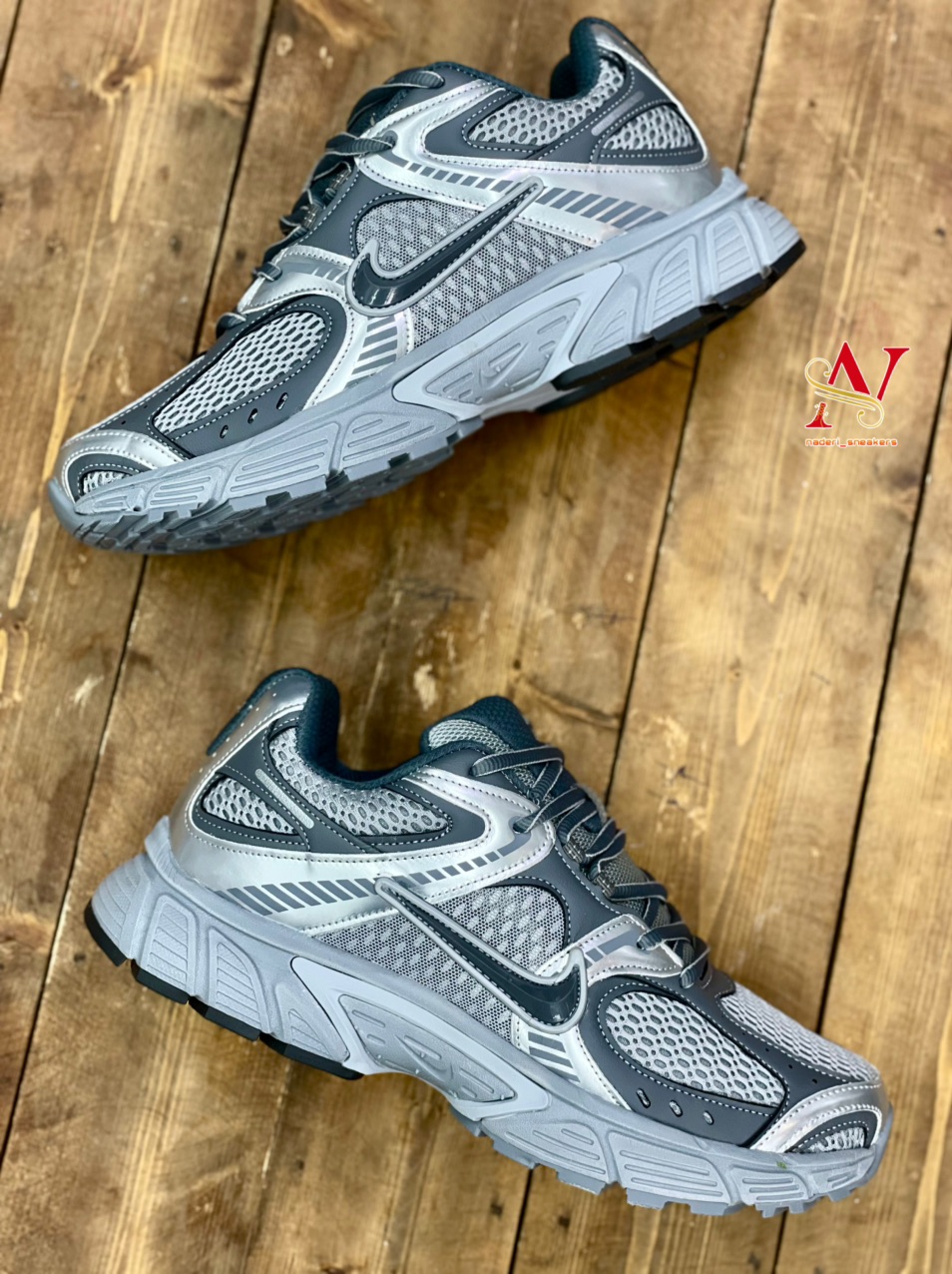 کفش ورزشی نایک V5 NIKE 1079 1090